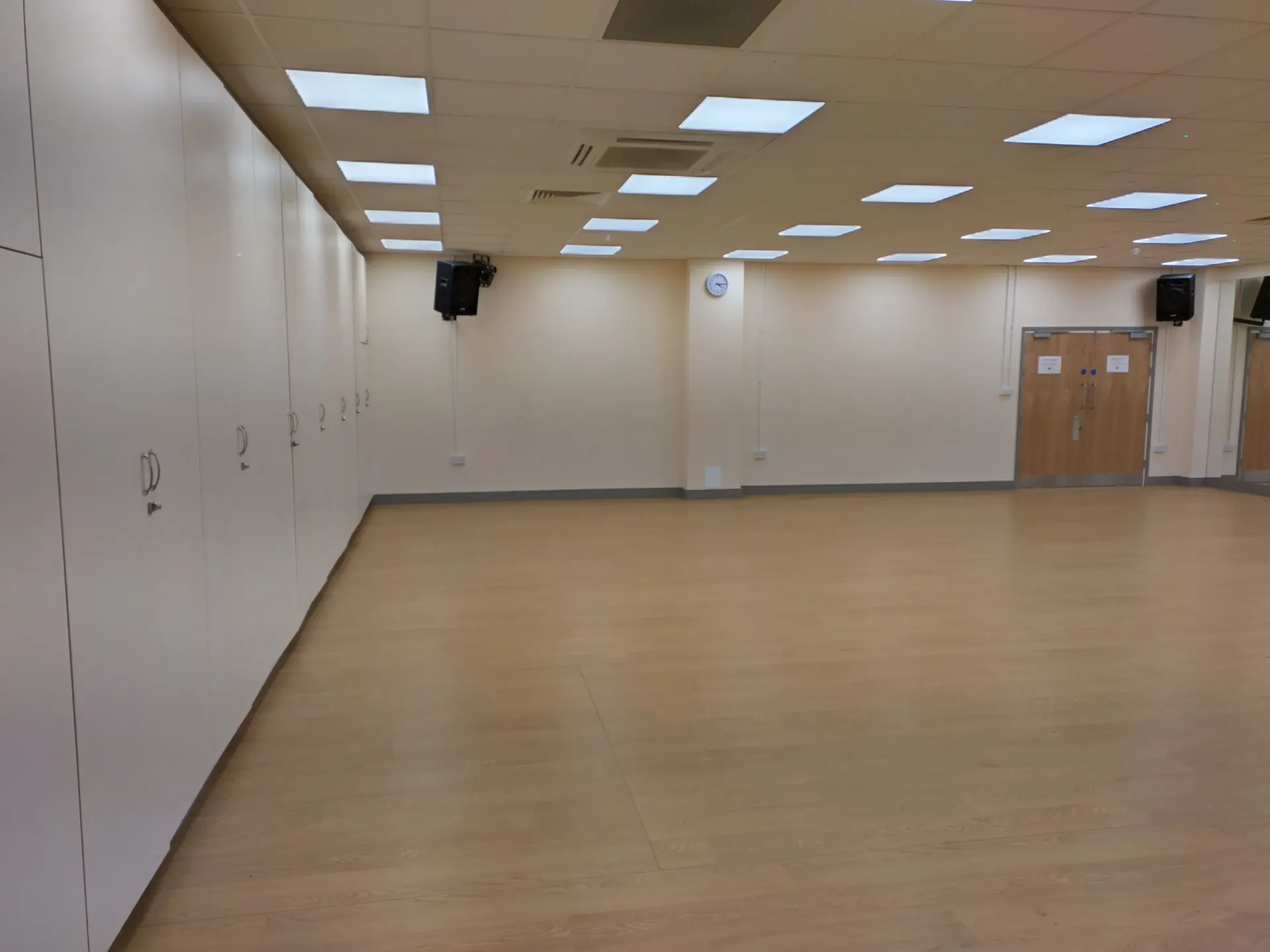Dance Studio — DS2